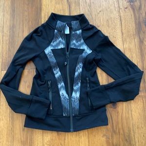 Girls athletic ivivva jacket